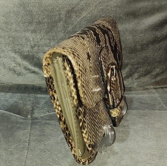 EUC COACH SOHO LYNN EXOTIC SNAKESKIN EMBOSSED LEATHER TRI-FOLD SNAP LONG WALLET - Picture 7 of 13